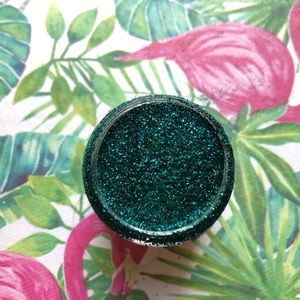 MAC cosmetics glitter pigment in Jewelmarine